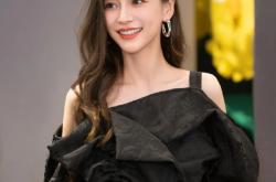 -俄罗斯球队新晋明星崭露头角，成为焦点人物