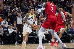 九游体育登录-包含爵士主场捍卫领先优势，取得胜利的词条