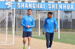 九游体育在线登录-中场核心受伤缺席，球队备战受挫的简单介绍