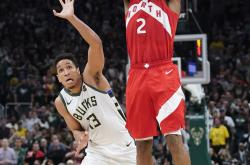 九游体育官网-胜者晋级卫冕，骑士大胜猛龙锁定东部决赛门票的简单介绍