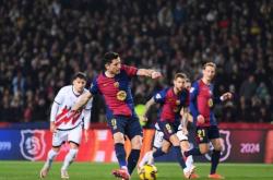 九游体育网页版入口-巴萨客场取胜，继续缩小领先差距