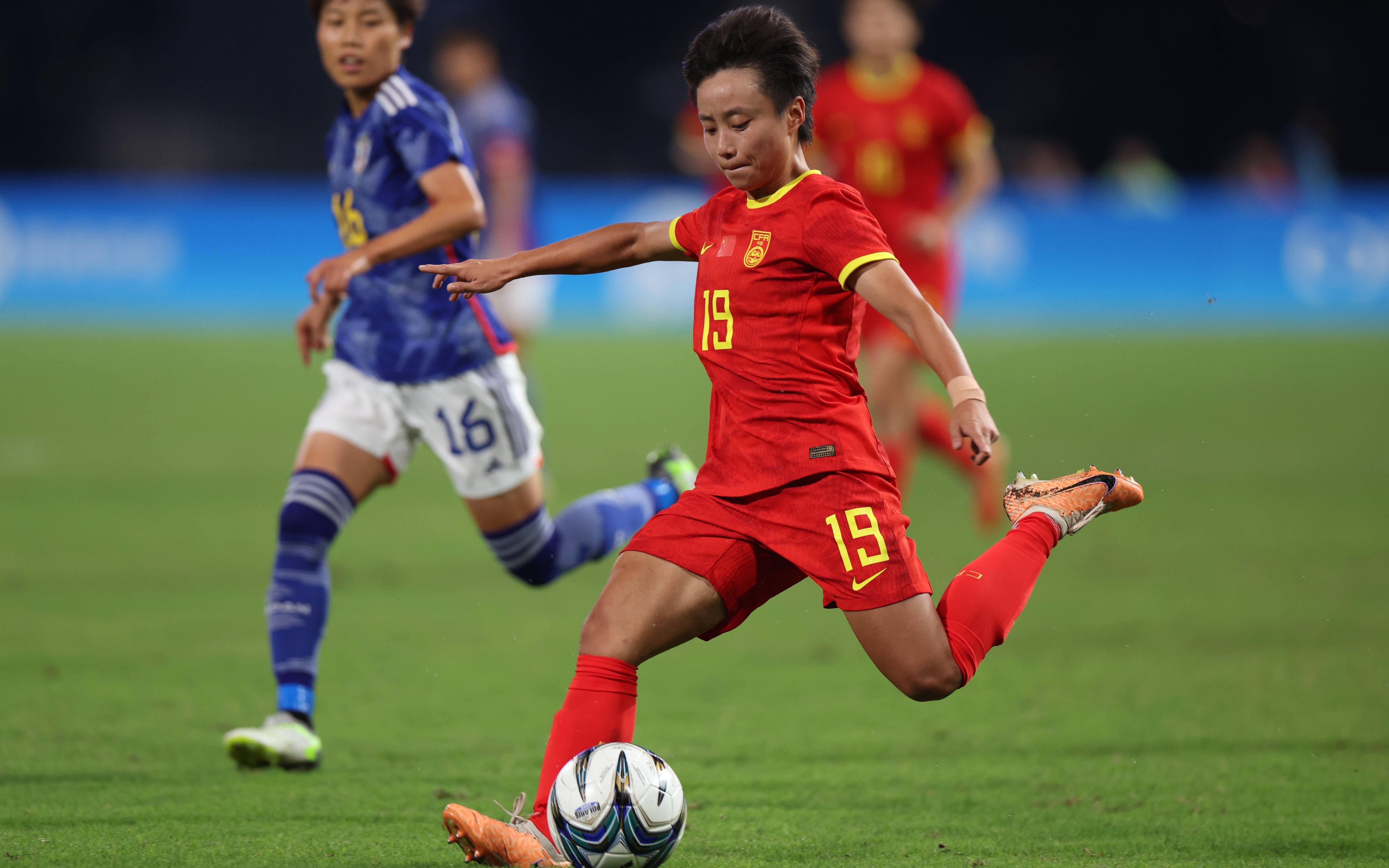 国际杯赛事女足代表展现出色表现，备战火热