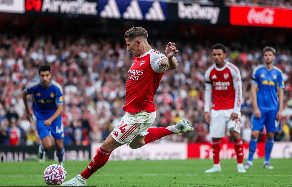 卡利亚里在本赛季展现出色实力 卡利亚里在本赛季展现出色实力