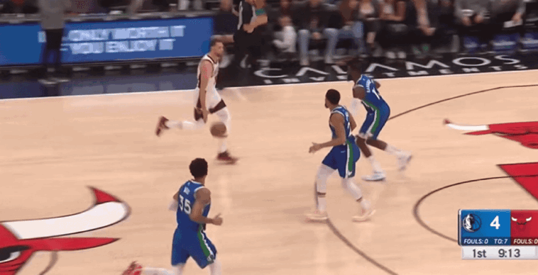 公牛客场惨败独行侠,沃克独砍29分 公牛客场惨败独行侠,沃克独砍29分