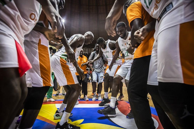 包含科特迪瓦队大获胜利,晋级下一轮的词条 包含科特迪瓦队大获胜利,晋级下一轮的词条